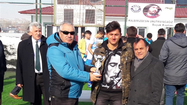 kars’ta-u17-gencler-sampiyonasinin-galibi-demirspor-oldu-(1).jpg