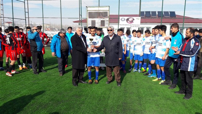 kars’ta-u17-gencler-sampiyonasinin-galibi-demirspor-oldu-(3).jpg