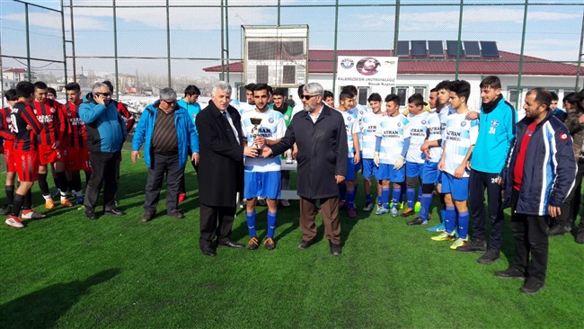 kars’ta-u17-gencler-sampiyonasinin-galibi-demirspor-oldu-(5).jpg